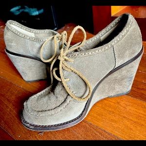 Women’s Frye Olive Green Suede Lace Up Shoes